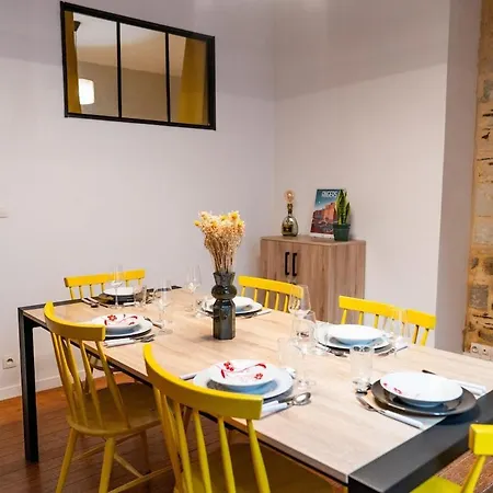 Daire Coeur Saint-laud - Historic Center 4-6 Guests *